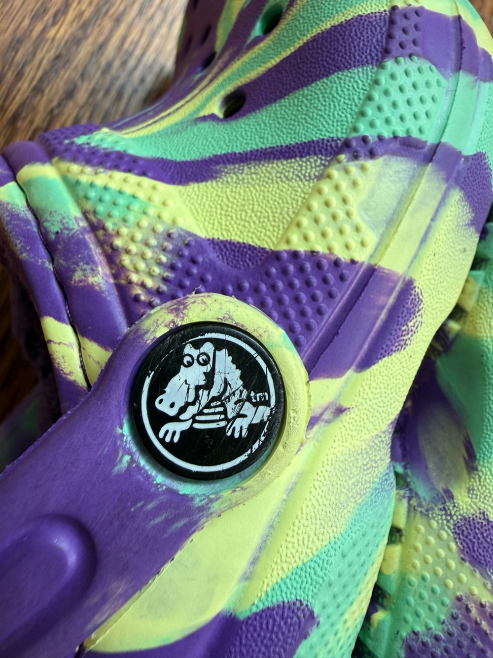 CROCS Fleece-Lined Clogs in Purple and Mint Swirl C5 - Picture 7 of 8